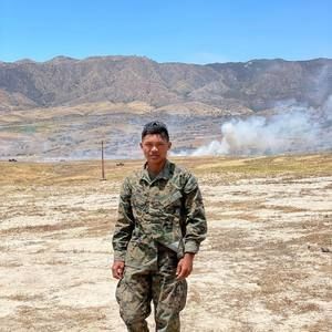 Meet your Posher, Zach